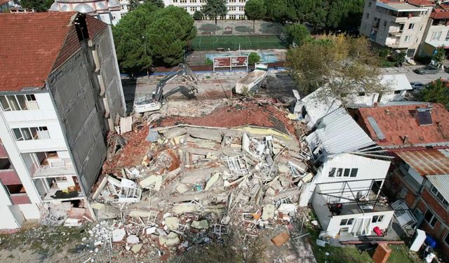 AFAD: Sındırgı'da hasar tespit çalışmaları devam ediyor