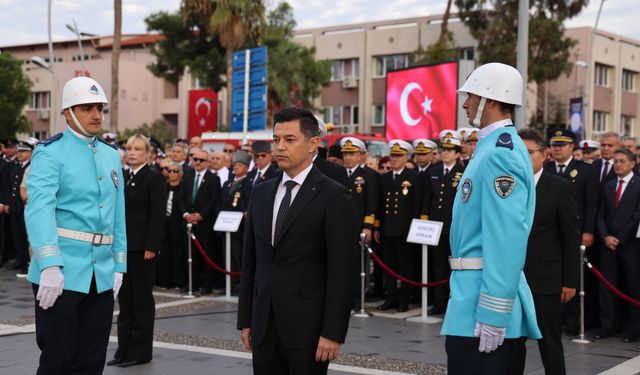 Marmaris Atatürk'ü hasretle andı