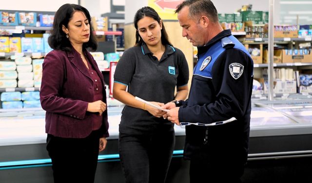 Bayraklı Belediyesi'nden marketlere sıkı denetim