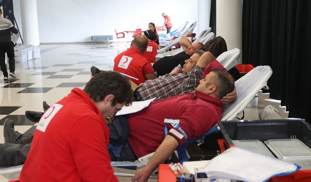 Büyükşehir, Kan bağışı desteğini Menteşe’de başlattı