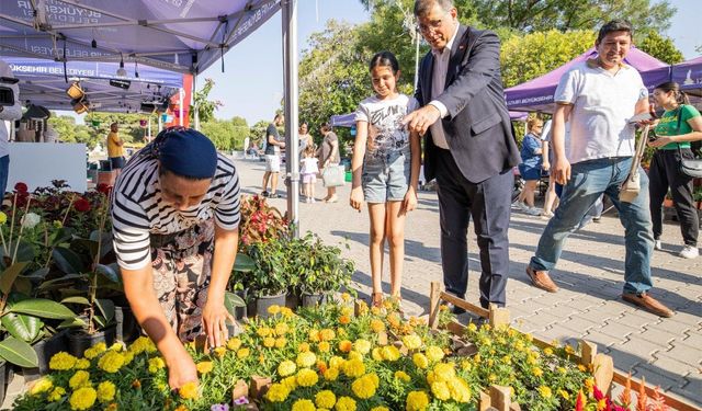 Kültürpark'ta rengarenk festival kapılarını açtı