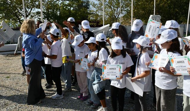 Neopolis küçük heykeltıraşları misafir etti