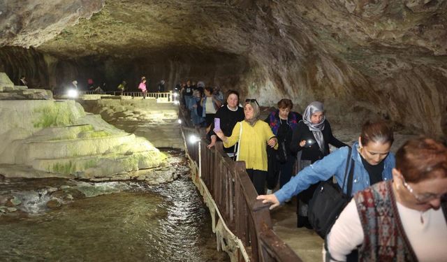 Merkezefendi'li kadınlar tarihi ve doğayı keşfediyor