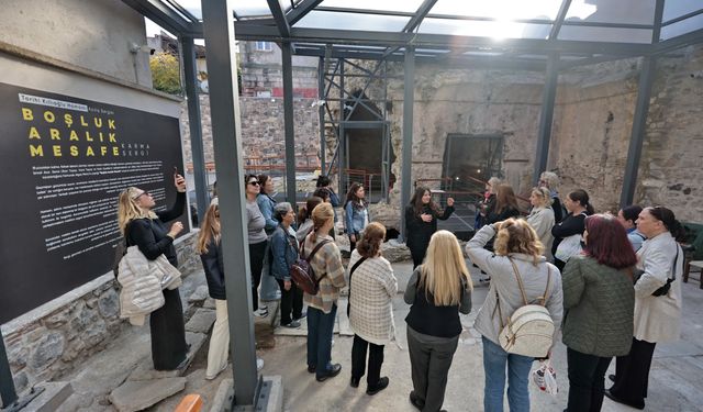 Sanat ve tarihi buluşturan Kıllıoğlu Hamamı'na yoğun ilgi