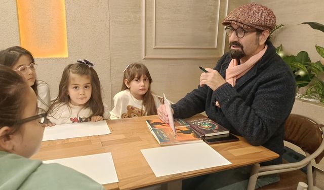 Bir mahalle, bir yazar