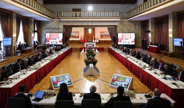 AKP, İmralı Süreci raporunu TBMM Başkanlığı’na sundu