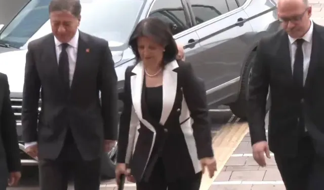 DEM Parti İmralı Heyeti CHP Genel Merkezi’nde