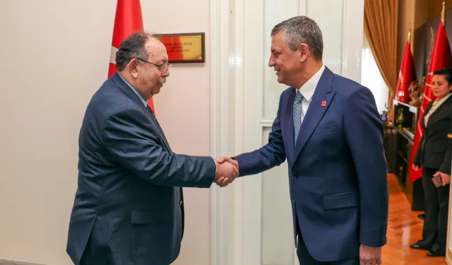 Özgür Özel ile YSK Başkanı Ahmet Yener TBMM’de bir araya geldi