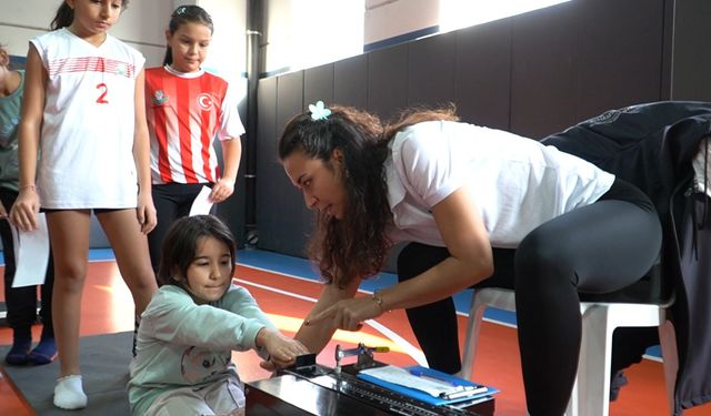 Büyükşehir'in sportif yetenek ölçümü İzmir'e yayılıyor