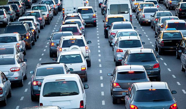 Kurban bayramı tatili trafiği kitledi