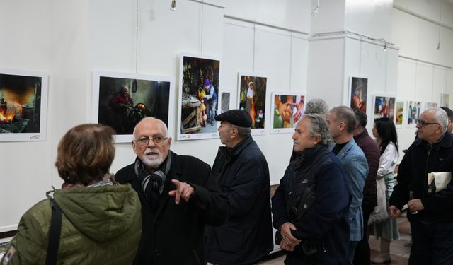 Denizli'de 'Yitenlerin Öyküsü' sergisi açıldı