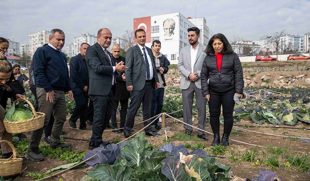CHP’li Karabat’tan Bornova’ya tam not