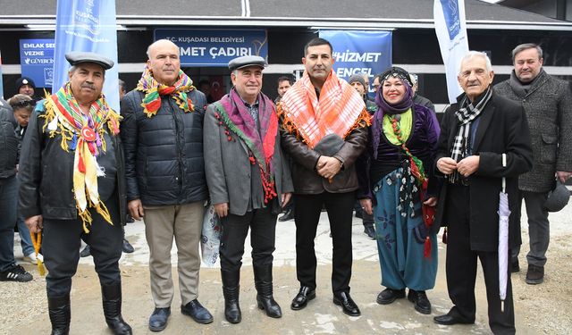 Kuşadası Belediyesi birimleri Yörük Hizmet Çadırı’nda