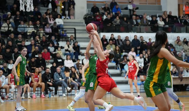 Turgutlu Belediyespor sahasında adeta şov yaptı: 76-57