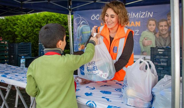 Kuşadası'ndan çocuklara beslenme destek