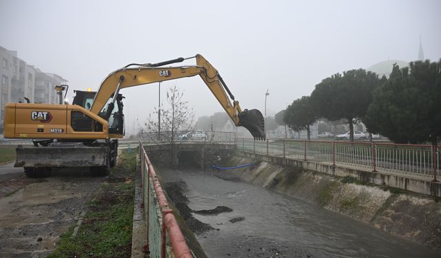 Bozköy Deresi’nde 150 kamyonluk dev temizlik