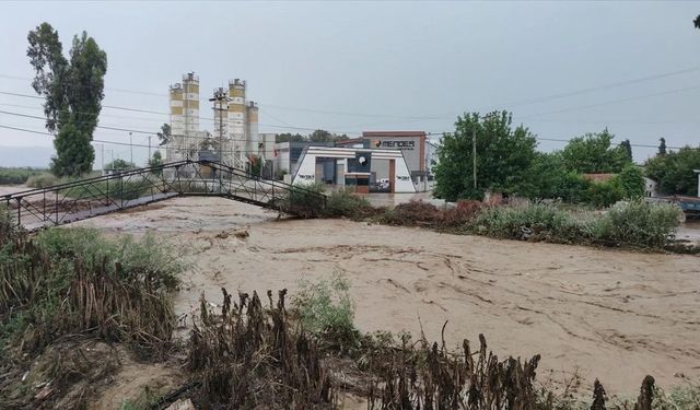 Şiddetli yağış Aydın’ı vurdu: 9 ev boşaltıldı