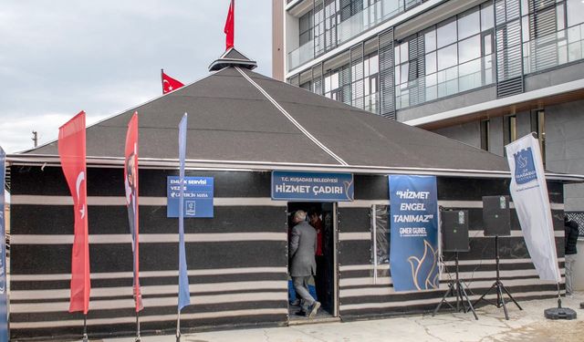 Kuşadası’nda Yörük Hizmet Çadırı ile işlemler kolaylaştı