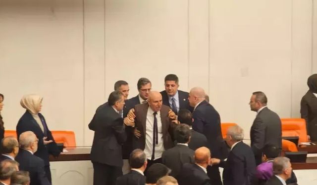 Gürlek’in Yemini Öncesi Meclis’te Gerilim