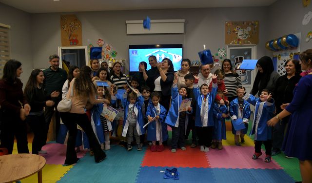 Anne Baba Çocuk Merkezi'nde mezuniyet heyecanı yaşandı