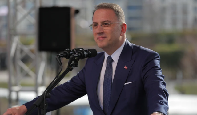 “Dört duvar sevgimizi azaltamaz”