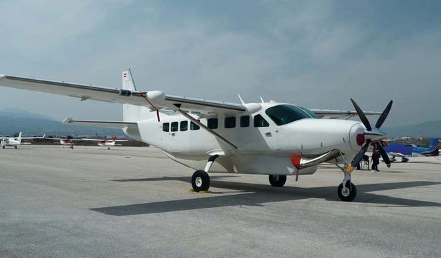 Endonezya’da Uçağa Silahlı Saldırı: 2 Pilot Öldü