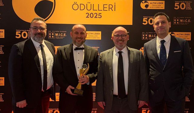 Jolly CEO’su Mert Vardar’a Altın Lider ödülü