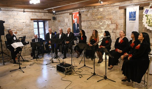 Kuşadası’nda Sevgililer Günü’ne Özel Müzik Akşamı