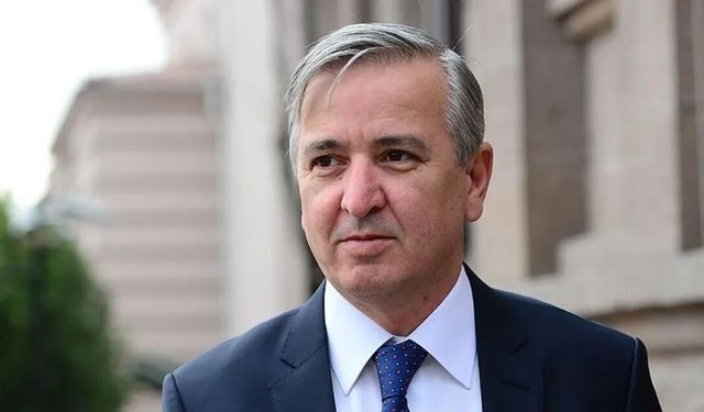 Yeni Şafak yazarından Atatürk çıkışı