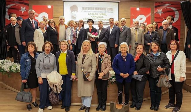 Efeler’de Cumhuriyet değerleri konuşuldu