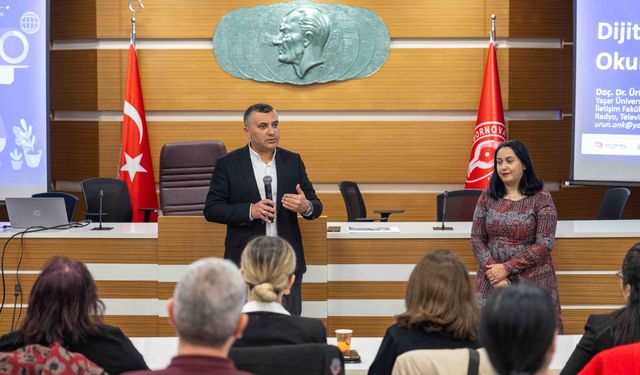 Bornova Muhtarlar Akademisi tamamlandı