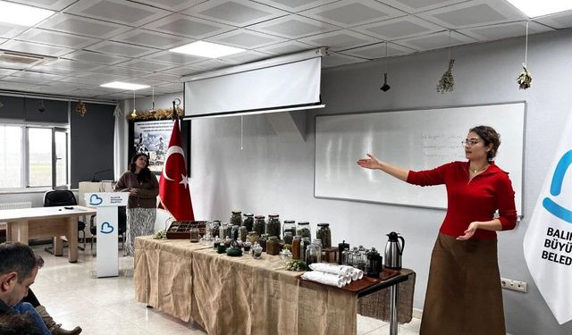 BAÇEM’de “Ayın Atölyesi” programlarına yoğun ilgi