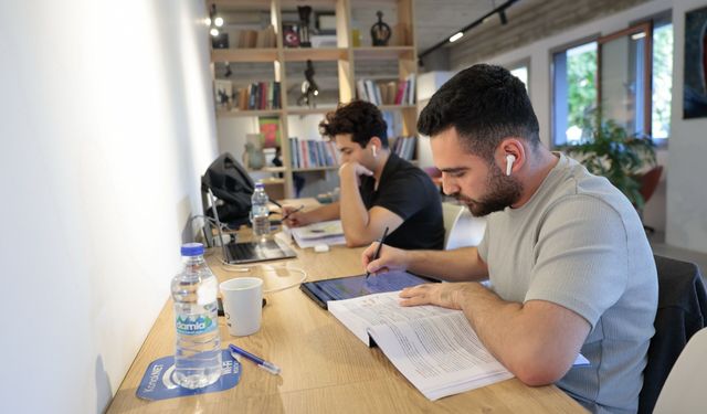 Bilginin ışığı Cumhuriyet Kütüphanelerinden yayılıyor