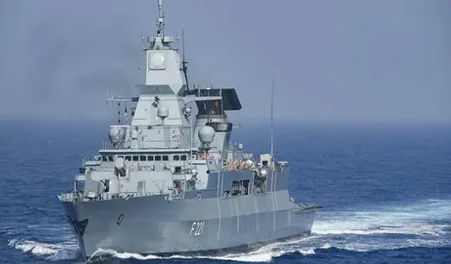 Sri Lanka açıklarında IRIS DENA fırkateyni sulara gömüldü