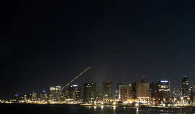 İran misillemesi: Kudüs’te patlama sesleri