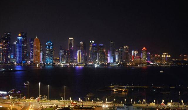 Katar'da patlama sesleri