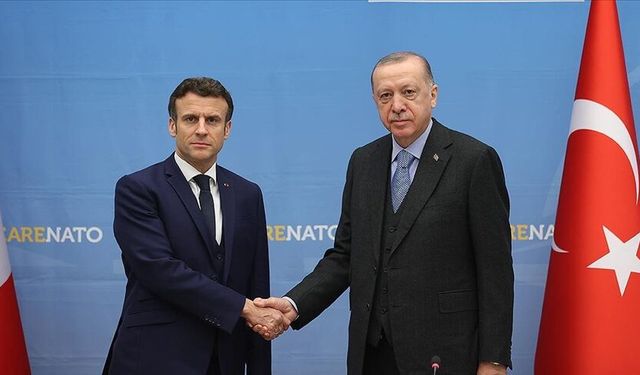 Erdoğan ve Macron telefonda görüştü
