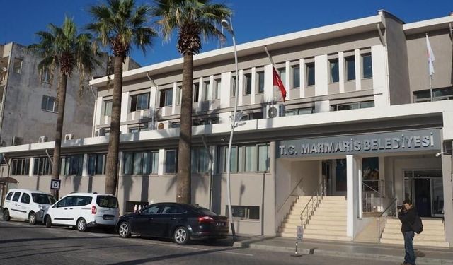 Marmaris Belediyesi'ne operasyon: 3 gözaltı