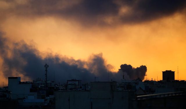 Tahran'ın elektriğinin kesildiği iddia edildi