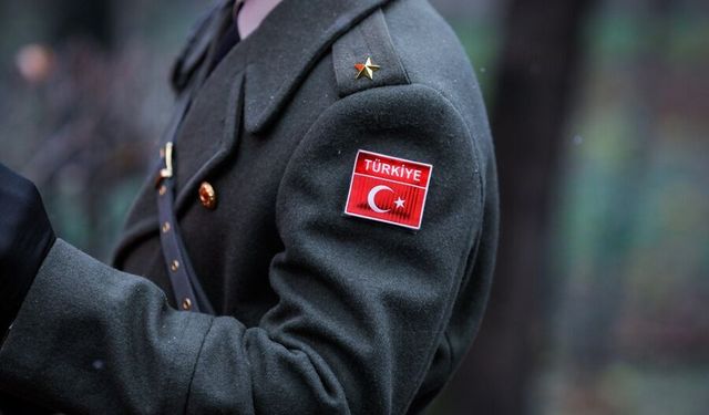 İhraç edilen teğmen davayı kazandı