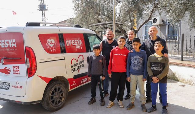 Başkan Yetişkin çocukların bayram heyecanına ortak oldu