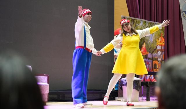Turgutlu Belediyesinin Kent Elçileri "Turgut ve Lulu" sahneye çıkıyor