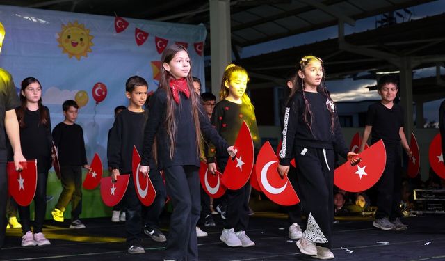 Bodrum'da 23 Nisan coşkusu yaşandı