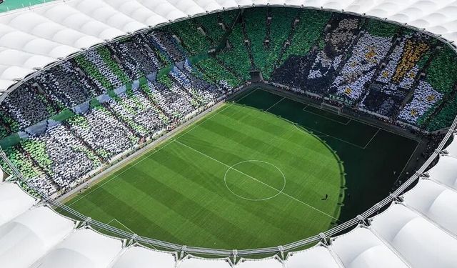 Bursaspor Taraftarından Şampiyonluk Maçında Koreografi