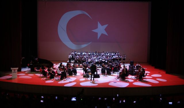 Denizli Büyükşehir Çocuk Korosu’ndan 23 Nisan konseri