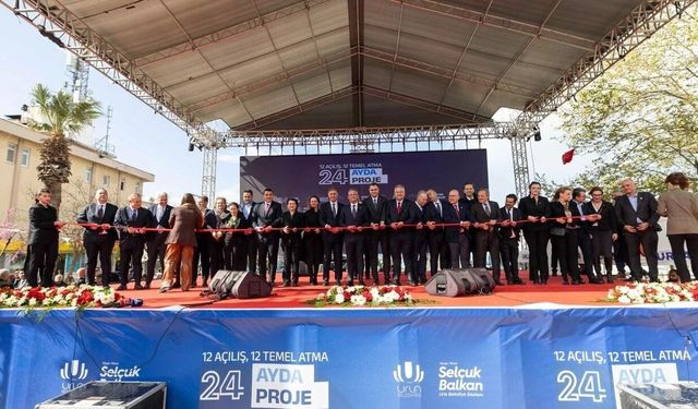 Urla'da 24 ayda 25 proje; 12'si açıldı 13'ünun temeli atıldı
