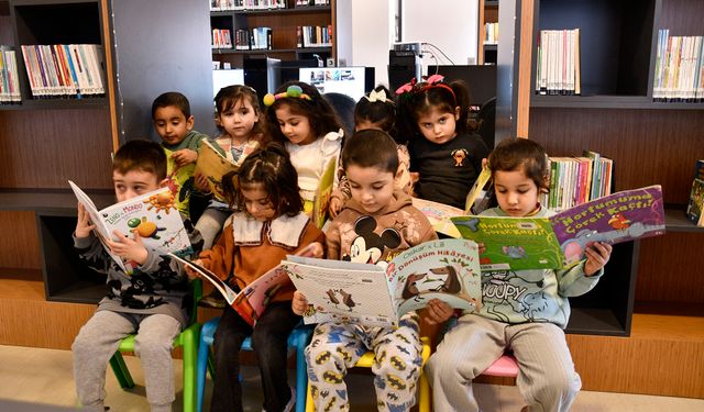 Kuşadası kütüphaneler haftasını etkinliklerle karşıladı