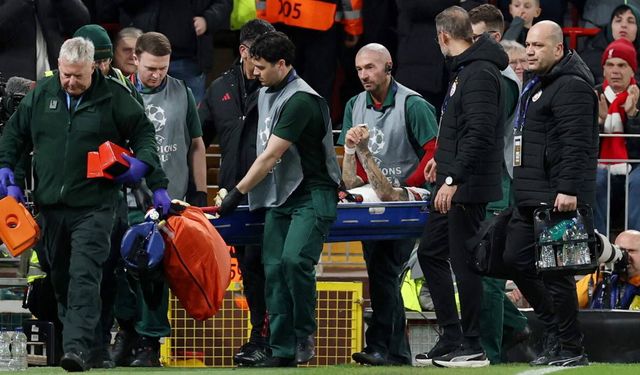 Liverpool’dan reklam panolarında değişiklik