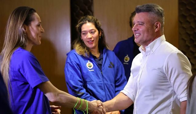 Saran’dan Fenerbahçe voleybol takımına ziyaret