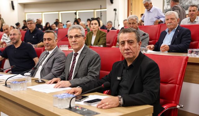 Başkan Anıl Yetişkin şeffaflık resti çekti